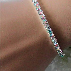 Touchstone Crystal by Swarovski Crystal stretch bracelet aurore boreale new